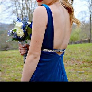 Sherri Hill Prom Dress! Size 8, can fit a 6-8.